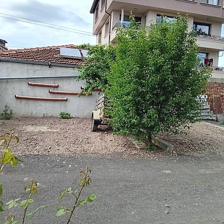 Къща За Гости Градина Aheloy Bagian luar foto